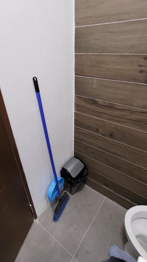 Garsoniera 30Mp Chrysflatty1 - Free Netflix Apartment Arad Ngoại thất bức ảnh